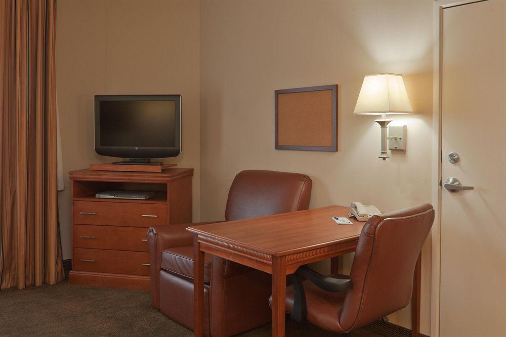 Candlewood Suites Pearl By Ihg Oda fotoğraf
